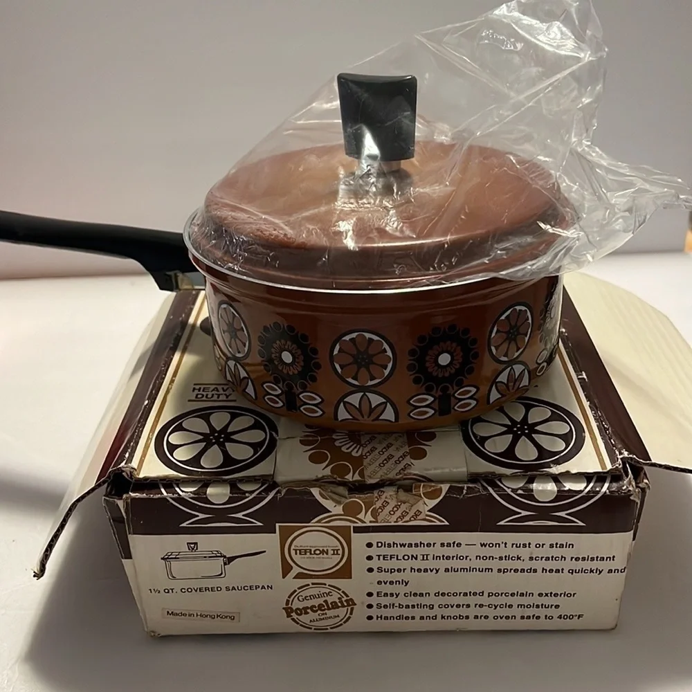 Ekco Eterna Country Garden Teflon Covered Sauce Pan NOS in box